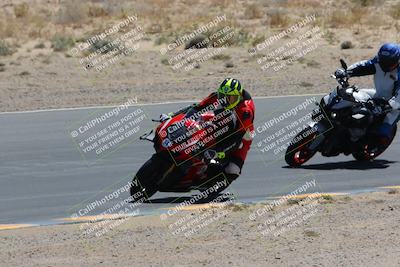 media/Apr-09-2023-SoCal Trackdays (Sun) [[333f347954]]/Turn 10 (115pm)/